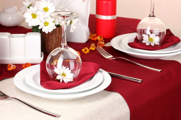 Elegant table setting in restaurant - Foto, Imagen