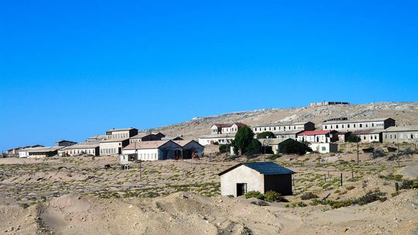 Miasto widmo Kolmanskop tonący w morze piasek, Namibia - Zdjęcie, obraz