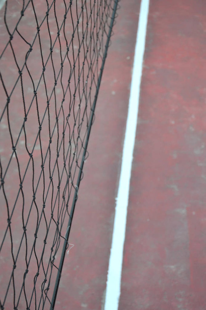 Terrains de volley-ball bruns à lignes blanches - Photo, image