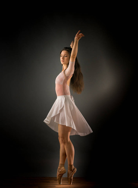 kadın balet  - Fotoğraf, Görsel