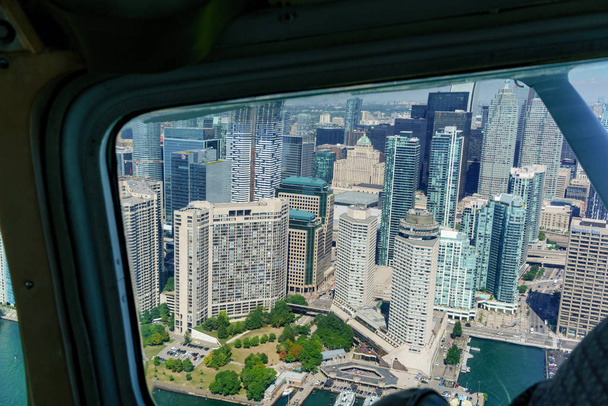 Vista aerea durante il giorno di Toronto
 - Foto, immagini