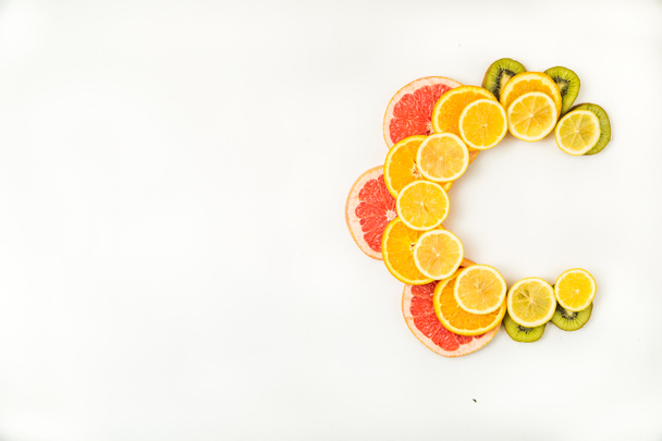 Cartas de vitamina C de citrinos
 - Foto, Imagem