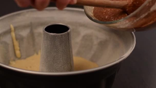 Κάνοντας ψωμί σκηνές μαγείρεμα στο σπίτι - Πλάνα, βίντεο