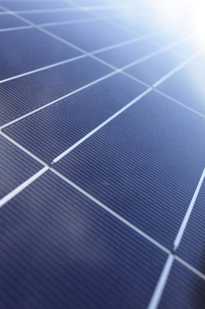 Elektrownia słoneczna z paneli słonecznych - Zdjęcie, obraz