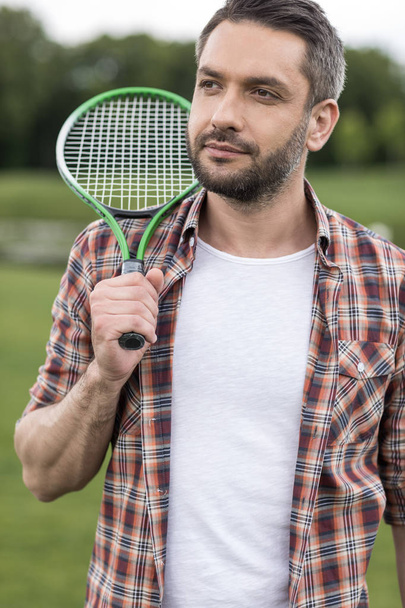 Man playing badminton  - Foto, imagen