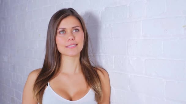 Young Attractive Female  - Materiał filmowy, wideo