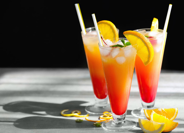 Tequila Sunrise cocktail - Zdjęcie, obraz