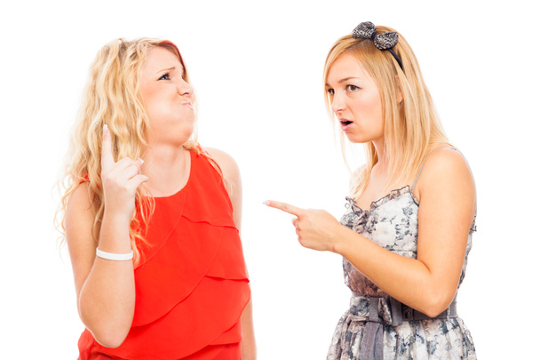 Шокированные женщины спорят
 - Фото, изображение