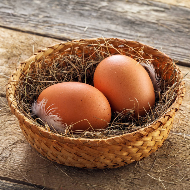 Пара курячих яєць
 - Фото, зображення