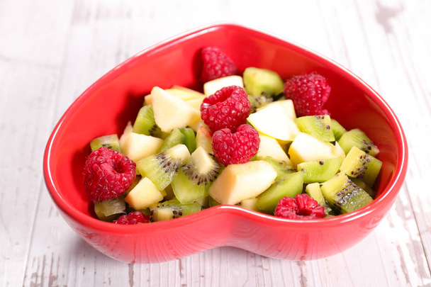 Verse fruitsalade - Foto, afbeelding