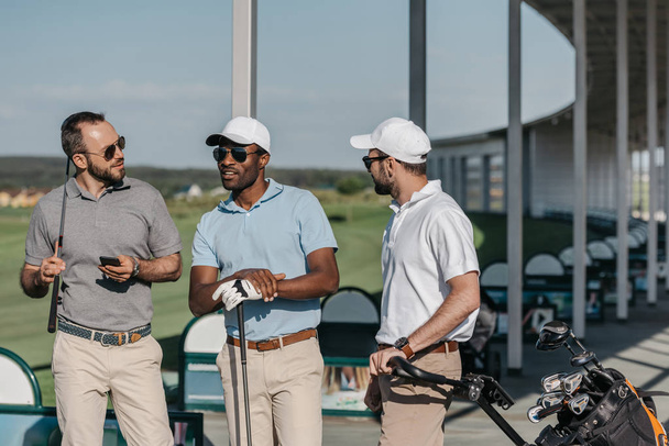 golf players talking before game - Foto, Imagem