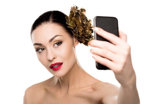 Young woman taking selfie  - Fotoğraf, Görsel