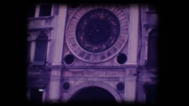 Vintage 8mm. Venetsian muistomerkki
 - Materiaali, video