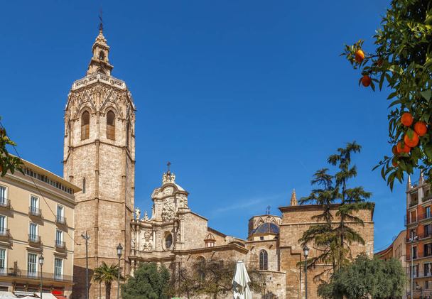 Katedra w Walencji, Hiszpania - Zdjęcie, obraz