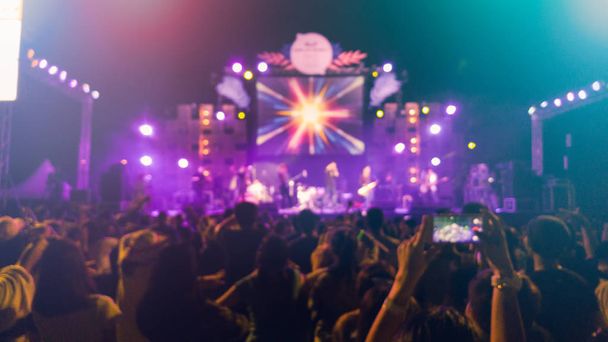 Silhouetten van Concert menigte - Foto, afbeelding