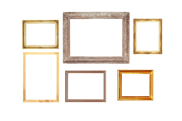 Conjunto de moldura de madeira vintage dourada, isolado no fundo branco
. - Foto, Imagem
