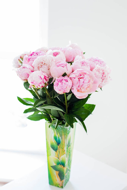 Bouquet of peonies - Foto, Imagen