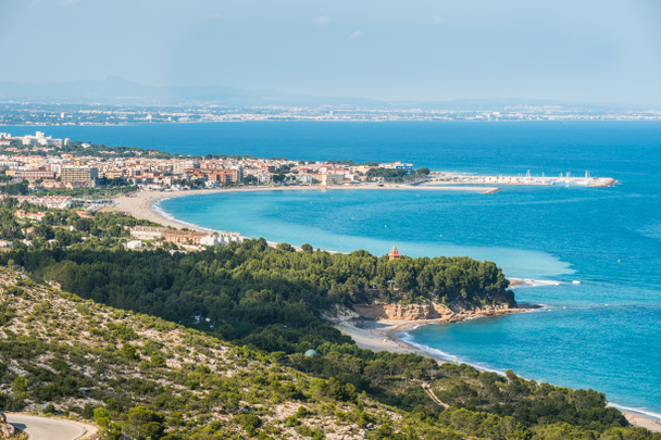 View of the costline Costa Dorada, Spain, sandy beaches,  landsc - Zdjęcie, obraz