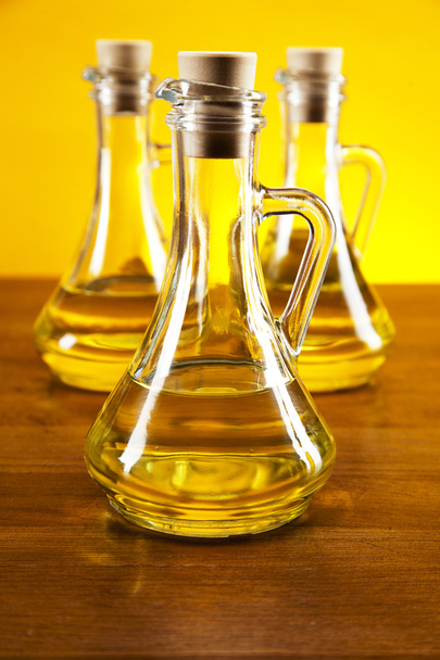 oliiviöljy ja oliivit - Valokuva, kuva