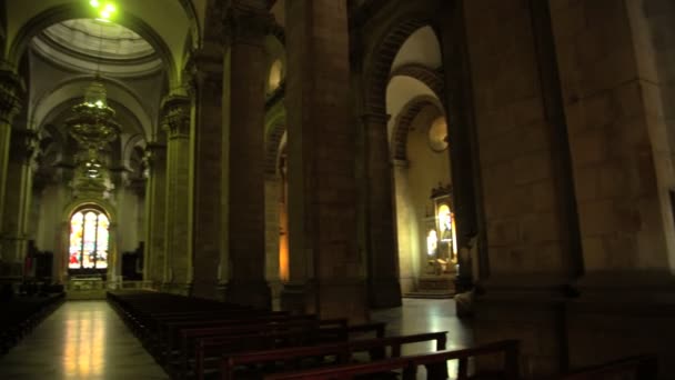 Sisänäkymä pääkaupunkiseudun katedraaliin, la paz
 - Materiaali, video