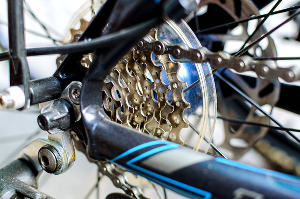 chain and gear system of bicycle - Zdjęcie, obraz