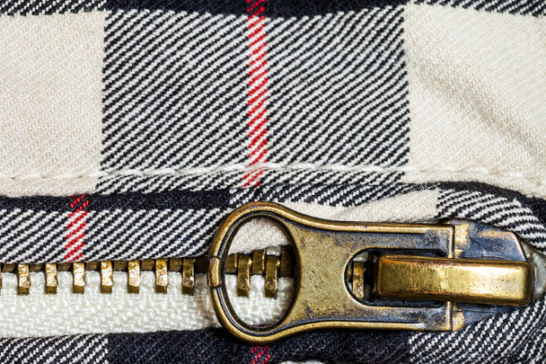 Reißverschluss ein Detail der Jeans aus nächster Nähe - Foto, Bild