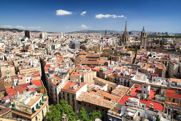 Вид на Барселону
 - Фото, изображение