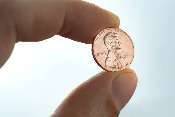 Primer plano de Penny, Moneda de Penny aislada en blanco
 - Foto, Imagen