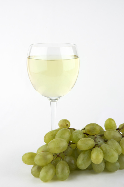 white wine and grapes - Fotoğraf, Görsel
