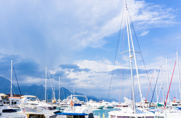 masts of yachts sailsboats. blue sky - Photo, Image