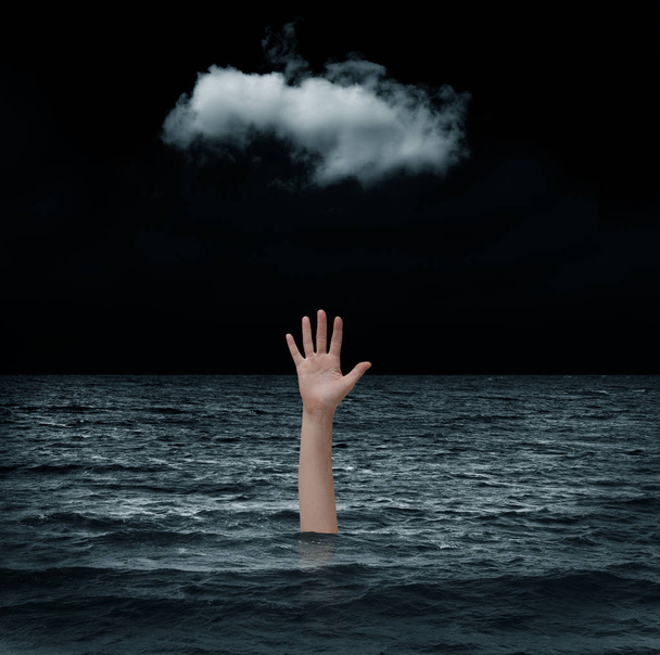 Потоплення людини в морі
 - Фото, зображення