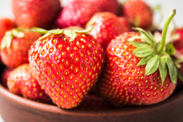 bowl of ripe red strawberries - Фото, зображення