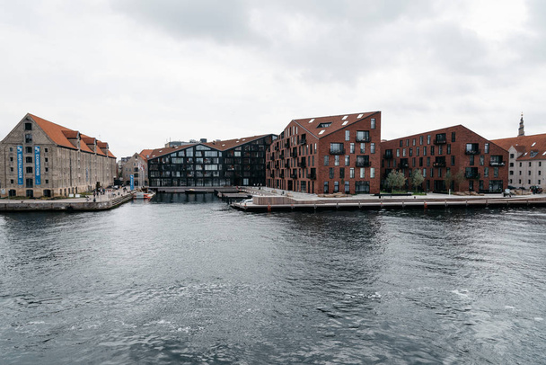 Waterfront of Copenhagen with modern residential buildings - Fotoğraf, Görsel