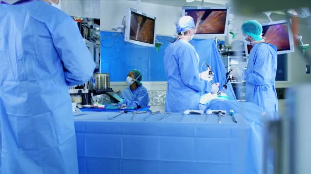 medisch team met endoscopie - Video