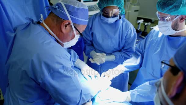 urgeons presterende orthopedische operatie - Video