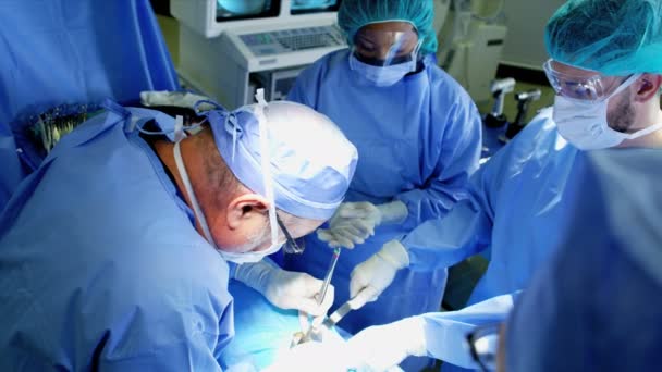 formazione del team ospedaliero in sala operatoria
 - Filmati, video
