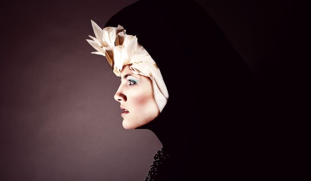 Woman in black cloak - Valokuva, kuva