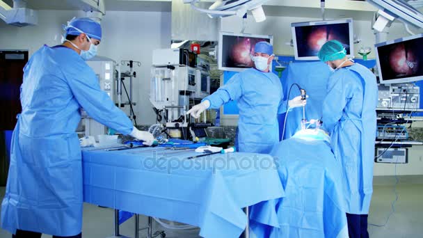 Cirugía laparoscópica
 - Metraje, vídeo