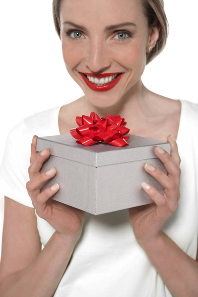 Happy woman with gift box - Foto, Bild