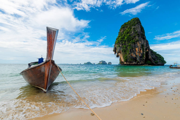 Parton Thaiföld, a tengerre és a hajó - Fotó, kép