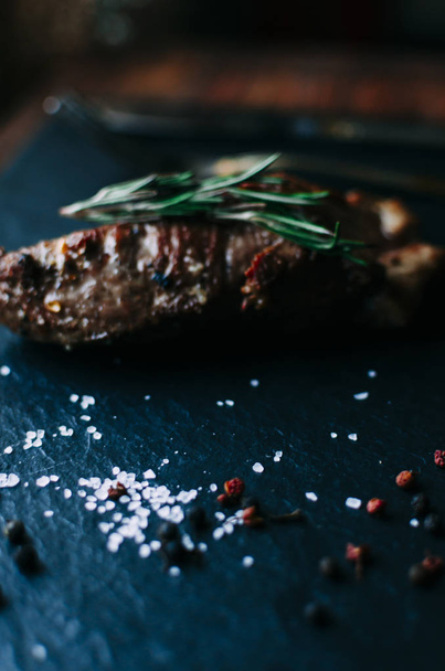Steak With Rosemary and salt - Zdjęcie, obraz