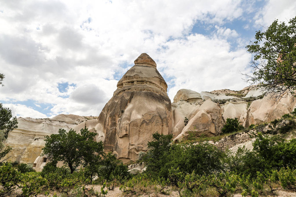 Kapadokya kaya oluşumları - Fotoğraf, Görsel