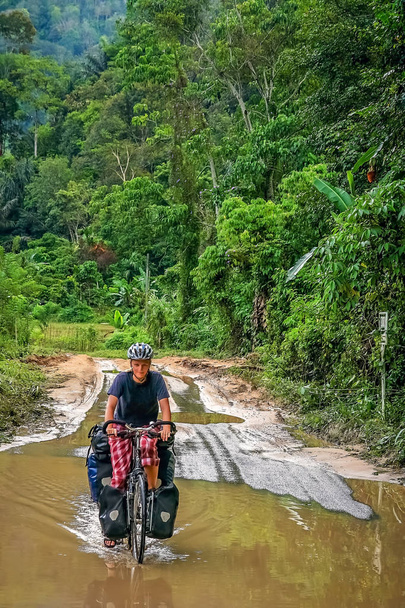 Radeln durch Sumatra - Foto, Bild