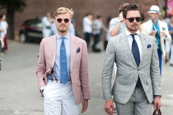 FLORENCE, ITALY-JUNE 15: Fashion people at Pitti Immagine of Uom - Foto, Imagem