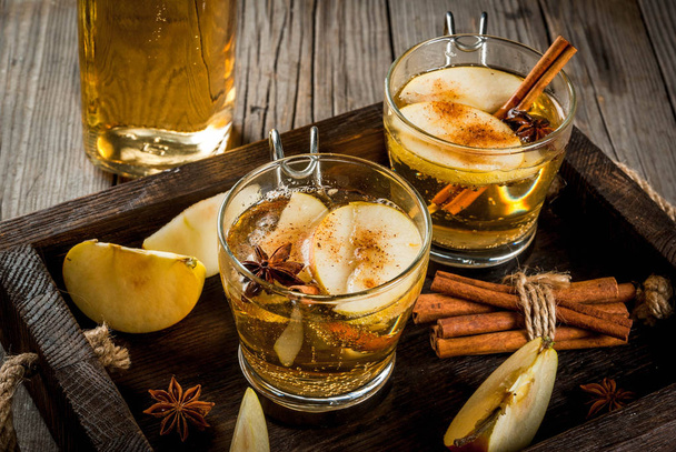 Apple cider cocktail - Foto, afbeelding