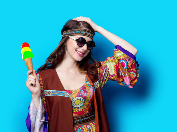 hippi lány készült fagylalt - Fotó, kép