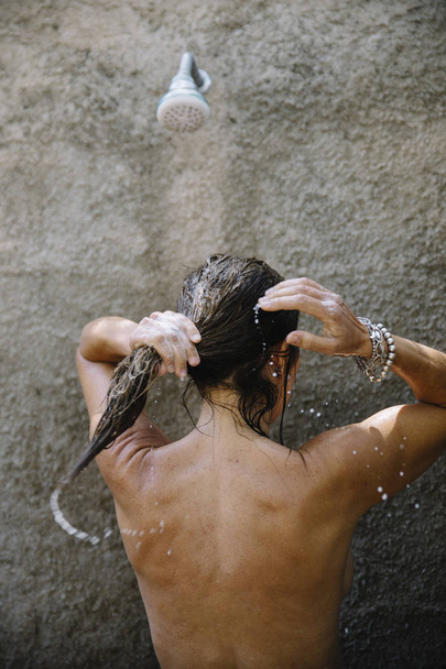 The Woman taking shower - Zdjęcie, obraz
