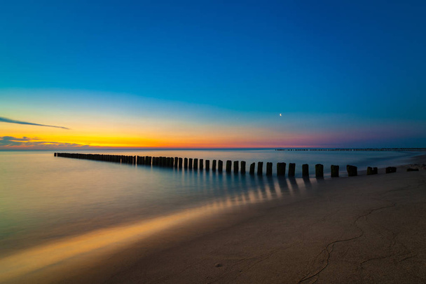 Схід сонця на Балтійському морі - Фото, зображення