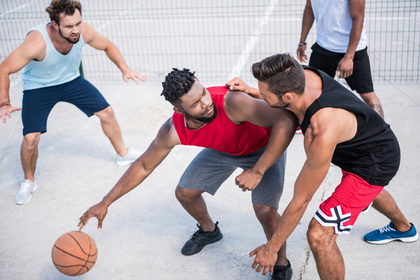 multiethnic basketball players - Foto, immagini