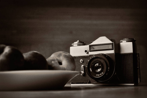 Cámara de fotos antigua foto en blanco y negro
 - Foto, imagen